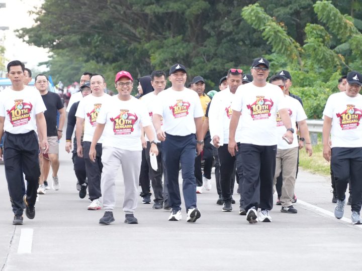 Ditlantas Polda Sulbar Meriahkan CFD Lewat Kampanye Keselamatan