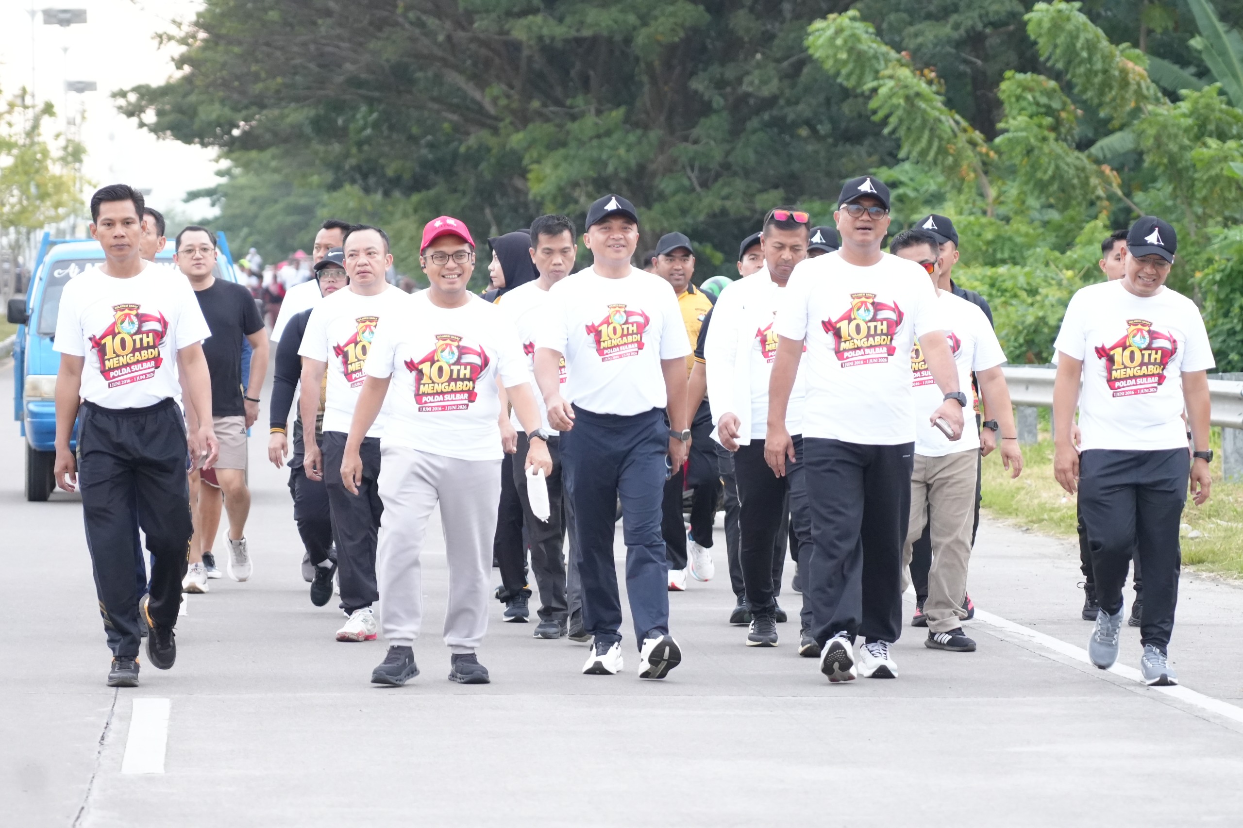 Ditlantas Polda Sulbar Meriahkan CFD Lewat Kampanye Keselamatan