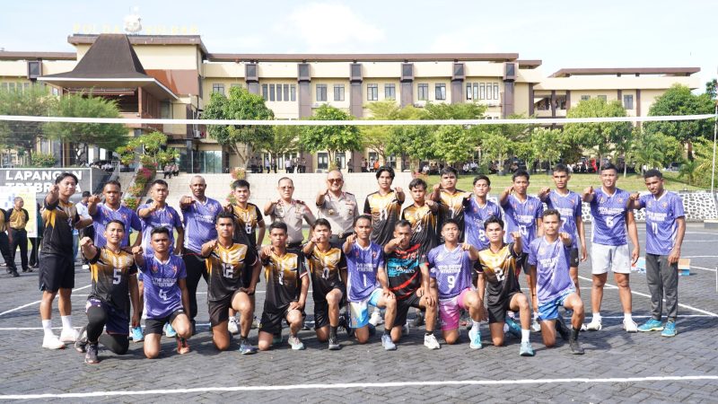 Grand Final Bola Voli Satker Polda Sulbar, Brimob Lawan Polres Mateng 