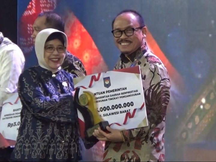 Sulbar Juara I Se-Sulawesi Turunkan Pengangguran, Gubernur: Ini Anugerah untuk Rakyat, Bukan untuk Saya