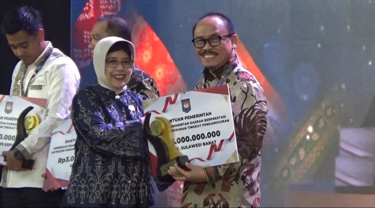 Sulbar Juara I Se-Sulawesi Turunkan Pengangguran, Gubernur: Ini Anugerah untuk Rakyat, Bukan untuk Saya