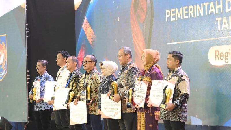 Kemendagri Tetapkan Sulbar sebagai Provinsi Terbaik dalam Penurunan Tingkat Pengangguran
