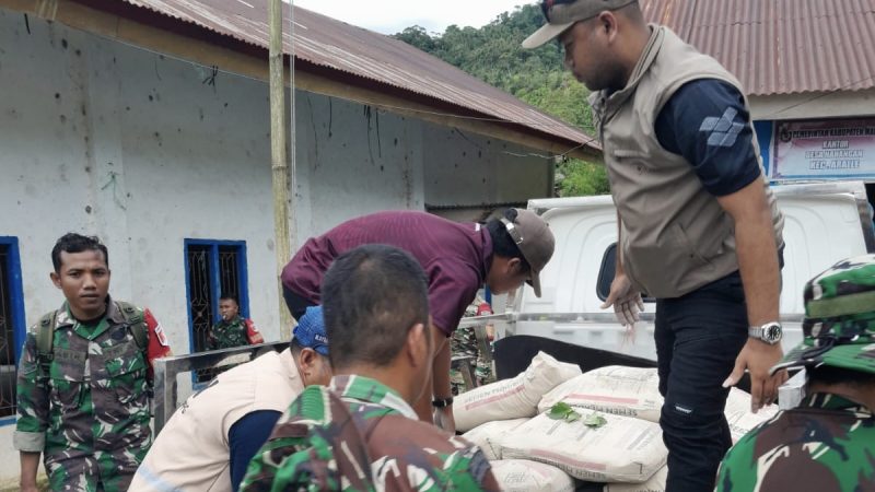 SPPI se-Sulbar Bersama Mitra Salurkan Bantuan untuk Warga Terdampak Banjir di Mamasa
