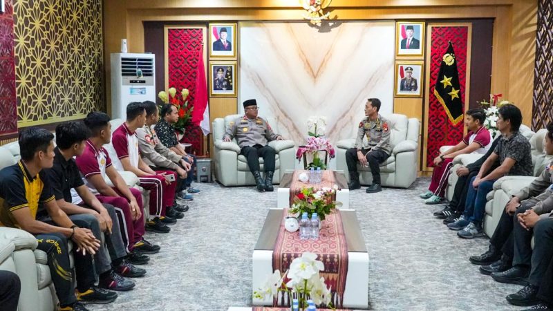 Menuju Kapolda CUP Sulsel, Kapolda Sulbar Pesan Tim Sepak Bola Bhayangkara Junjung Tinggi Sportivitas