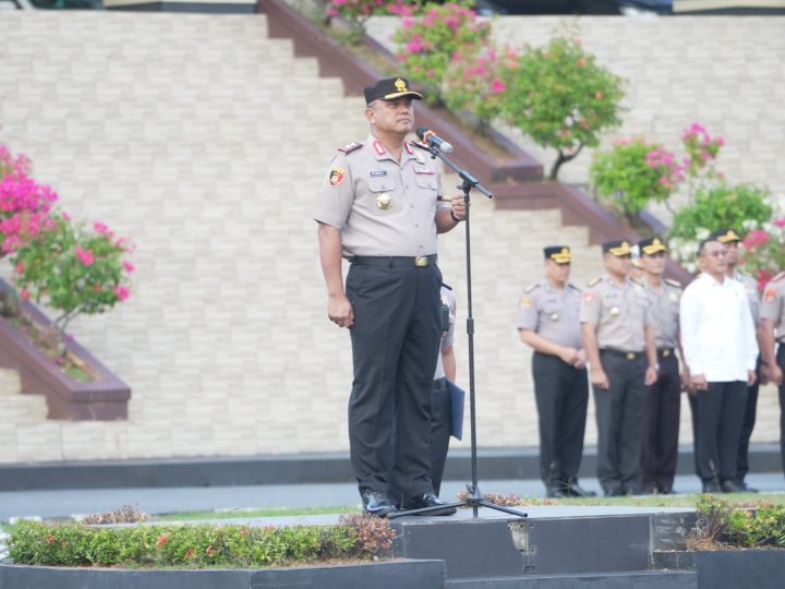 Pimpin Apel Pagi, Kapolda Sulbar Tekankan Profesionalisme dan Keteladanan Personel