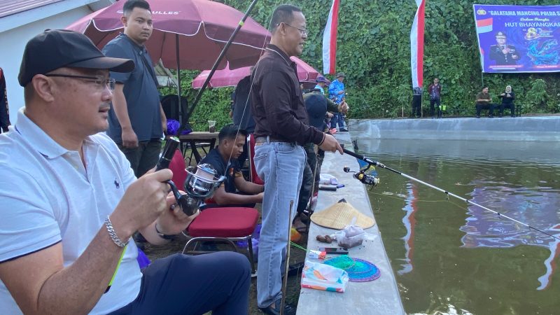Lomba Mancing Galatama Meriahkan Hari Bhayangkara ke-80, Kapolda Sulbar Ajak Peserta Latih Kesabaran
