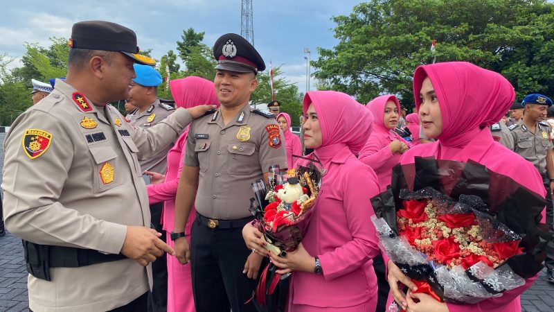 544 Personel Polda Sulbar Terima Kenaikan Pangkat, Kapolda: Tanggung Jawab Makin Besar