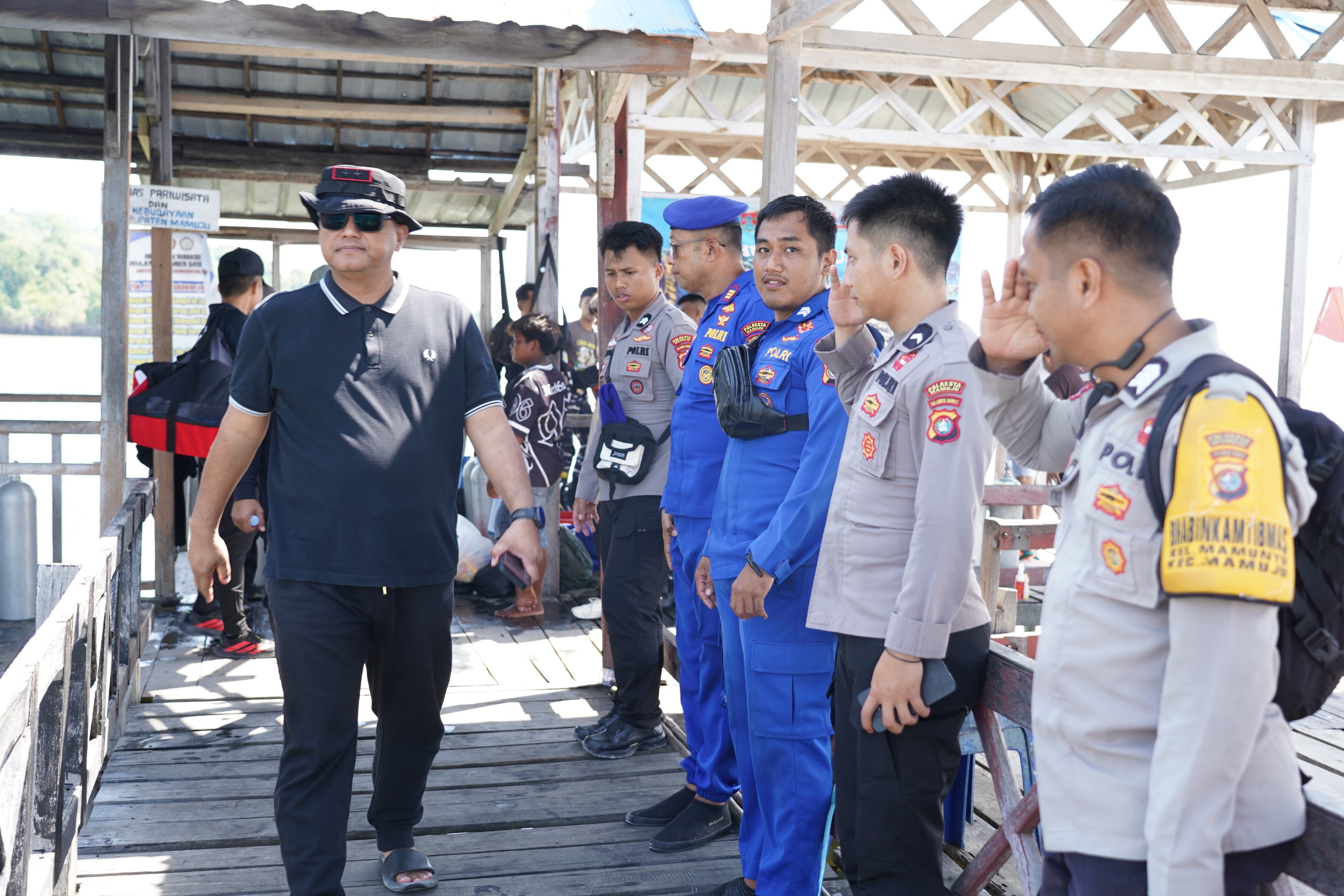 Kapolda Sulbar Pimpin Patroli di Pulau Karampuang, Dorong Potensi Wisata dan Investasi Daerah