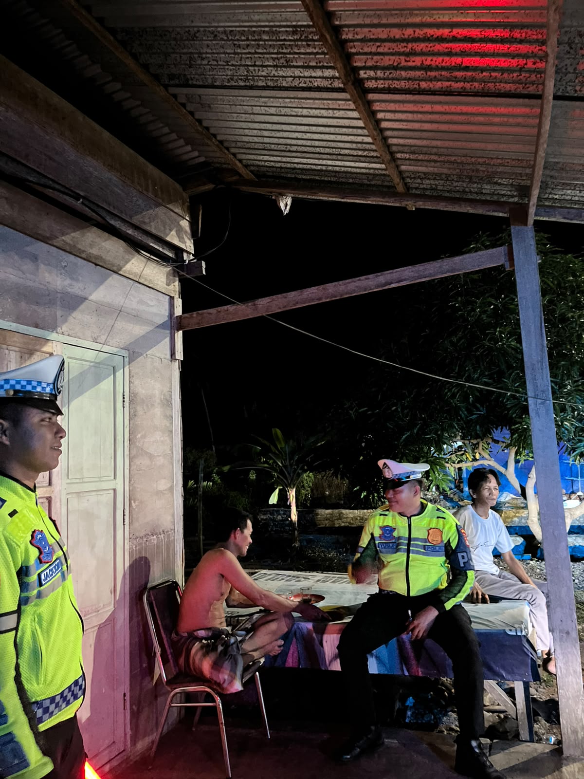 Jaga Malam Tetap Kondusif, Polantas Polda Sulbar Perkuat Patroli Humanis di Titik Rawan