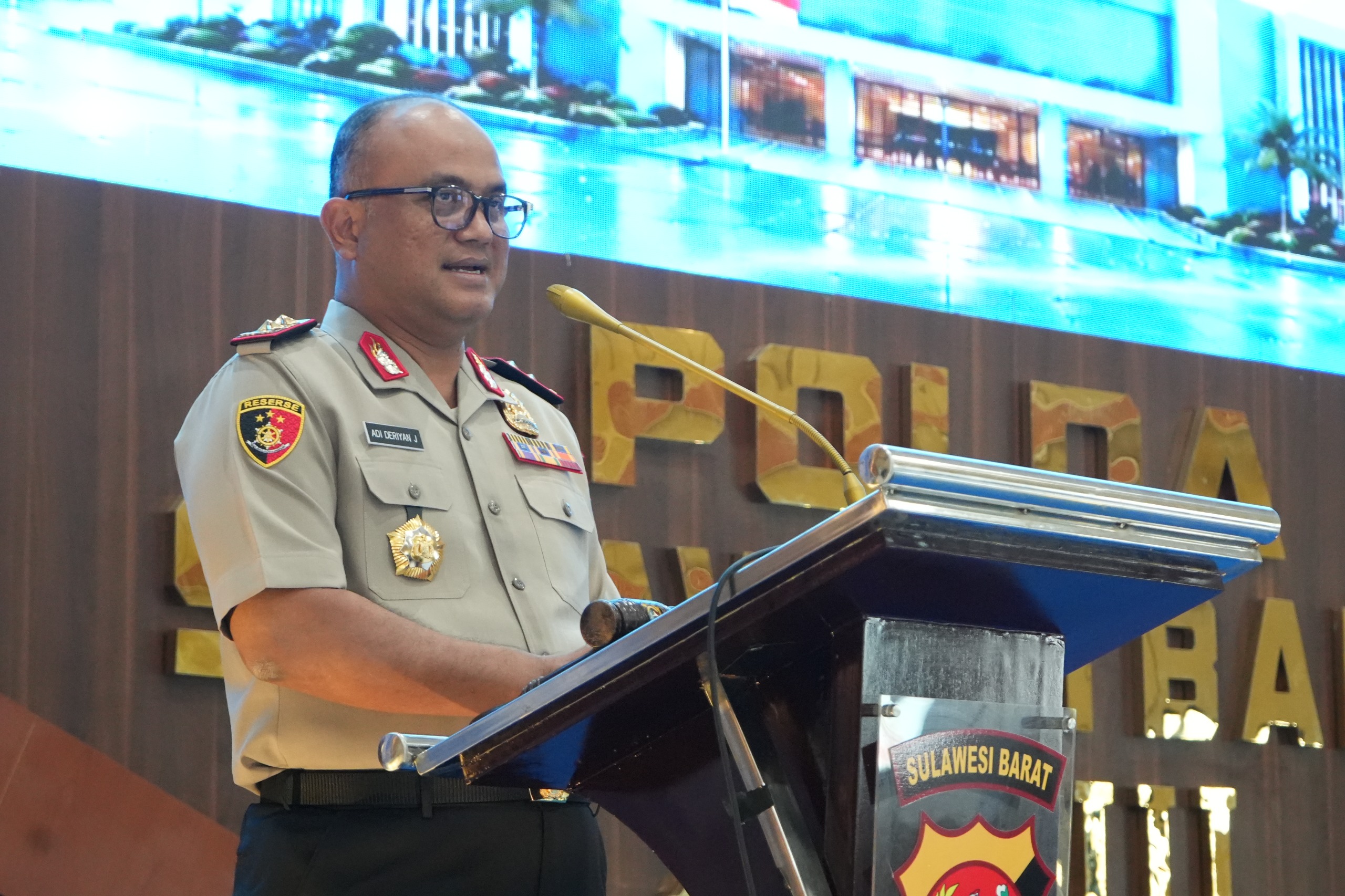 Kapolda Sulbar Buka Rakernis Ditlantas, Dorong Transformasi Pelayanan Humanis Berbasis Teknologi