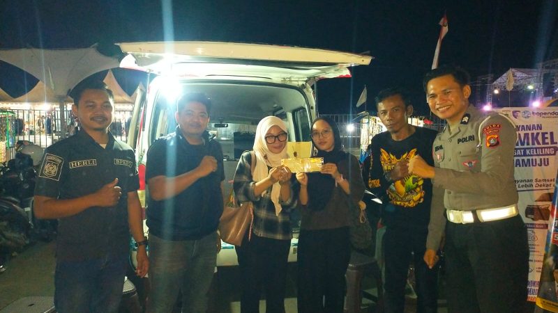 Festival UMKM Jadi Lokasi Layanan SAMBONGI, Ditlantas Polda Sulbar Mudahkan Warga Urus STNK
