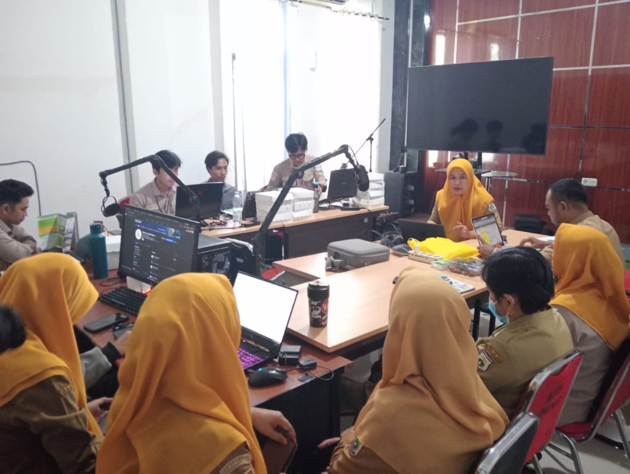 Genjot Kinerja Semester I, DiskominfoSS Sulbar Evaluasi SPBE hingga SPAN LAPOR