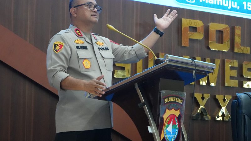 Kapolda Sulbar: Masyarakat Kini Semakin Kritis, Polisi Harus Lebih Paham Hukum