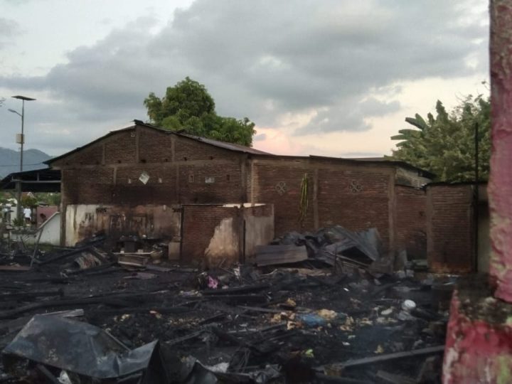 Dua Rumah Rusak Berat Akibat Kebakaran di Polewali, BPBD Sulbar Lakukan Koordinasi Cepat