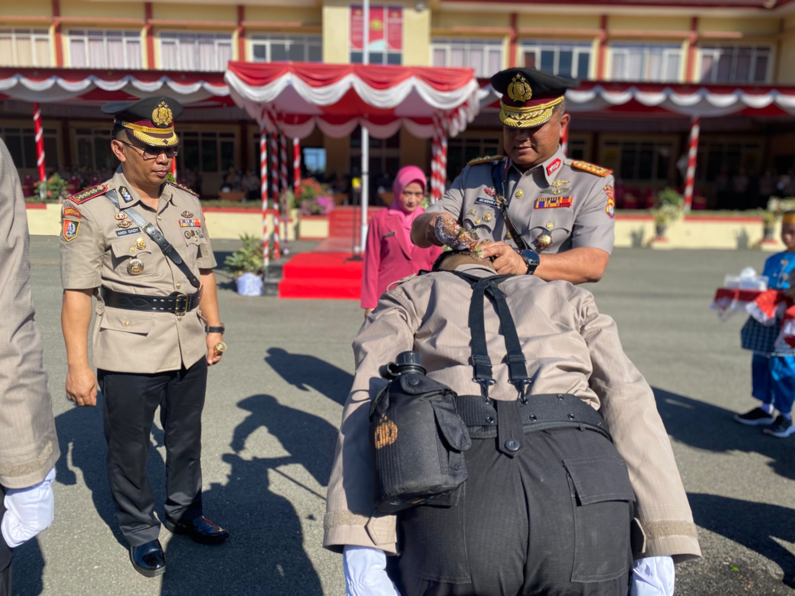 Tradisi Gunting Rambut dan Siram Bunga, Simbol Awal Transformasi Calon Bhayangkara Presisi