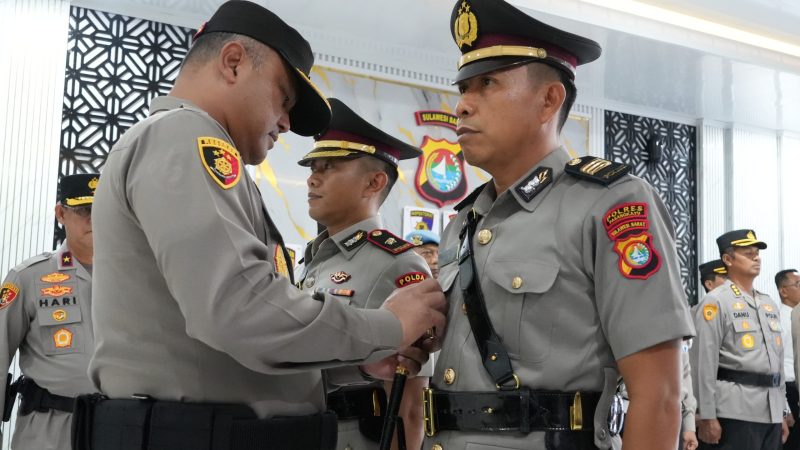 Sertijab Ka Yanma Polda Sulbar, Kapolda: Jaga Amanah Ini dengan Tanggung Jawab Penuh