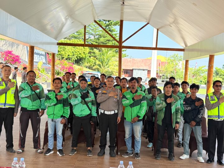 Dirlantas Polda Sulbar Ajak Ojol dan Opang Jadi Teladan Keselamatan Berlalu Lintas