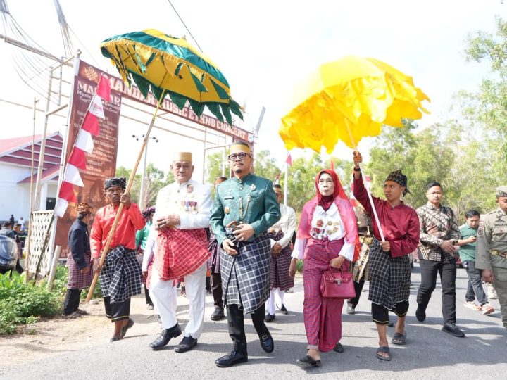 Gubernur Suhardi Duka Dikukuhkan Adat Balanipa, Raih Gelar Sulo Tappidena