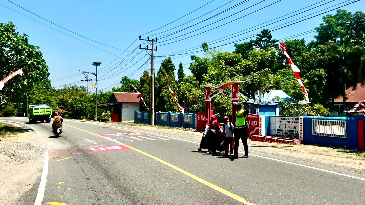 Tak Sekadar Mengatur Lalu Lintas, Polantas Hadir Lindungi Anak Sekolah