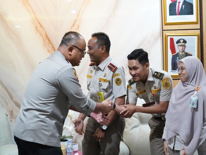Cegah Penyakit dan Pengiriman Ilegal, Polda Sulbar-Karantina Perketat Pengawasan Hewan Ternak