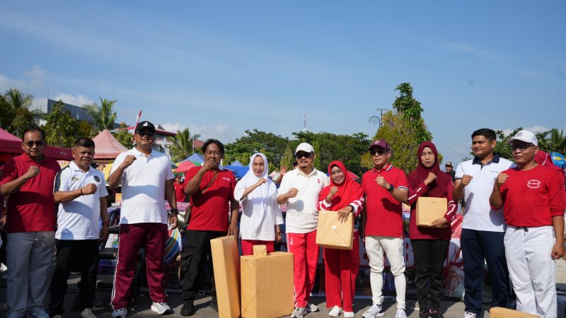 Kapolda Sulbar Turut Meriahkan CFD di Arteri Mamuju, Semangat Kemerdekaan Menggema