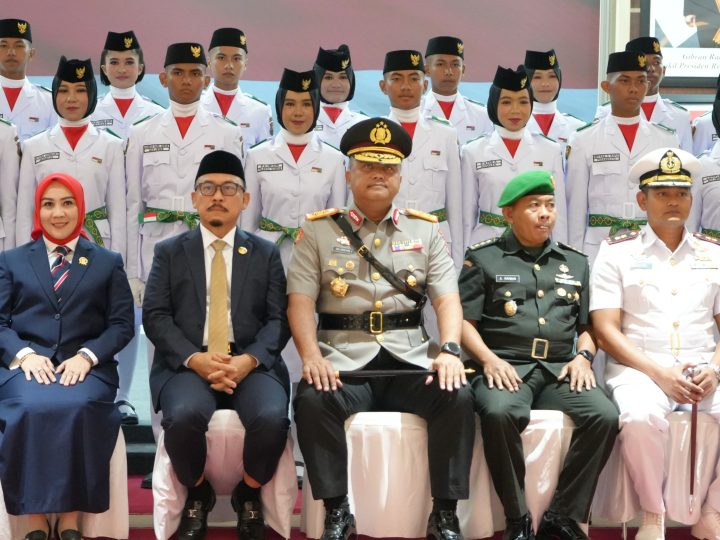 Jelang Pengibaran Sang Merah Putih, Kapolda Sulbar Suntik Semangat Paskibraka