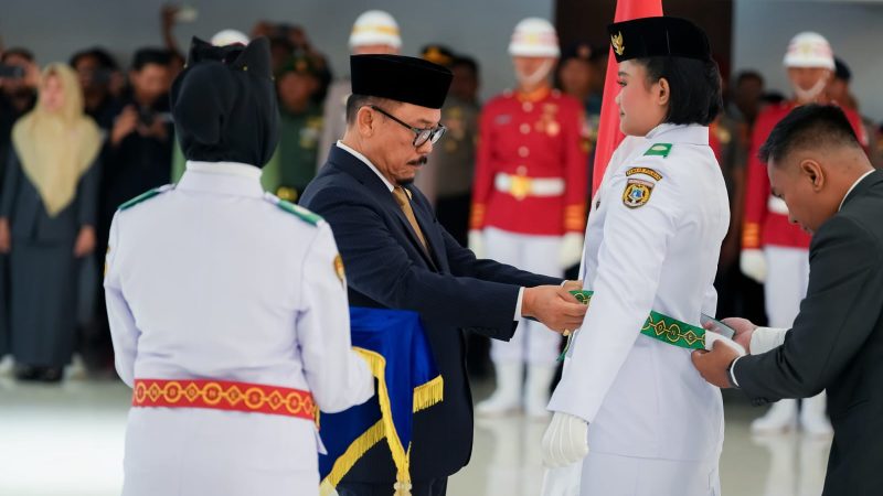 Kukuhkan 65 Paskibraka, Suhardi Duka: Jadilah Teladan dan Patriot Bangsa