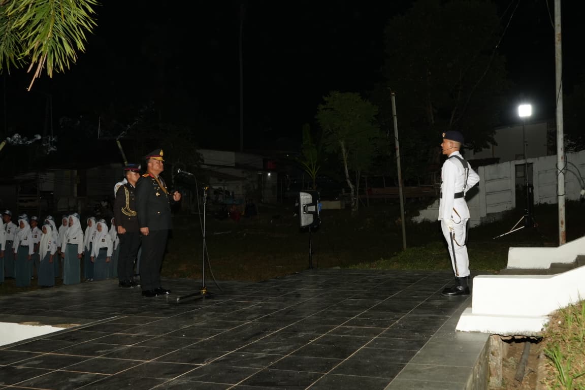 Renungan Suci di TMP Pattidi, Kapolda Sulbar Tegaskan Komitmen Menjaga Negeri