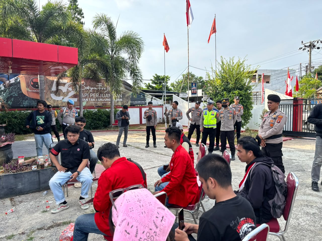 Polda Sulbar Kawal Aksi Aspirasi Secara Humanis, Mamuju Tetap Aman dan Kondusif