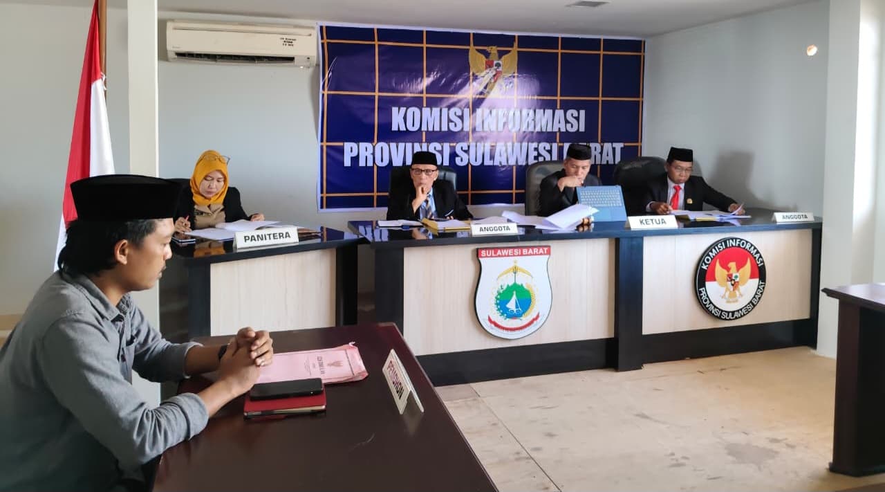 Termohon Mangkir, Sidang Sengketa Informasi LSM Merdeka Manakarra Ditunda