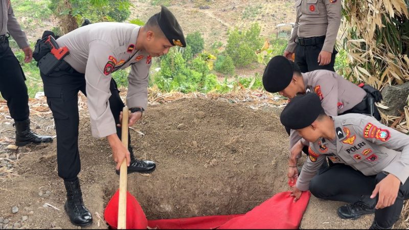 Kenang Pengabdian Setia, Polda Sulbar Gelar Apel Pemakaman Simbolis K-9 “Getta”