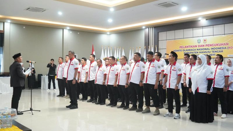 Kepengurusan KONI Mamuju Tengah Dikukuhkan Ketua KONI Sulbar