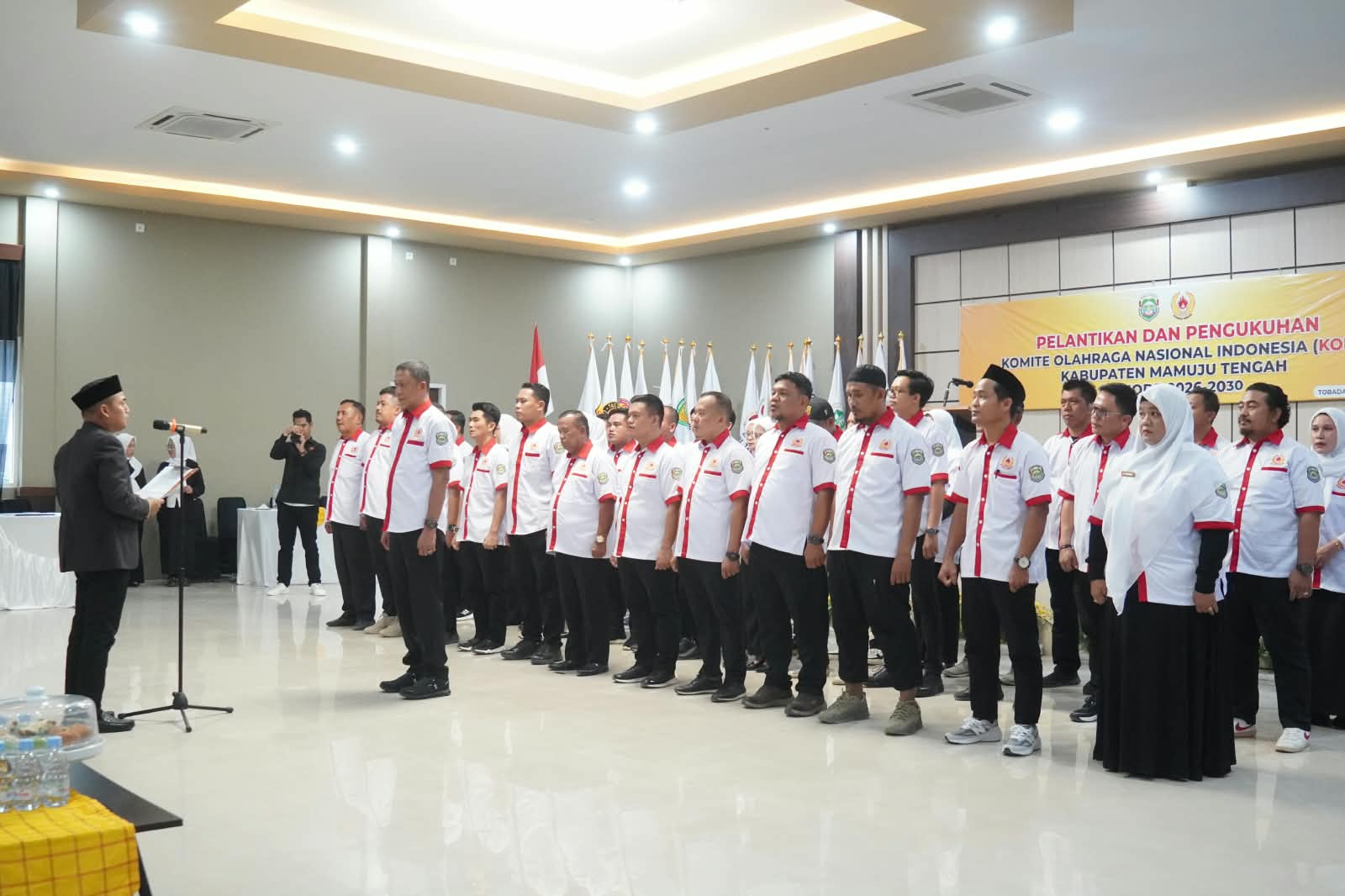 Kepengurusan KONI Mamuju Tengah Dikukuhkan Ketua KONI Sulbar