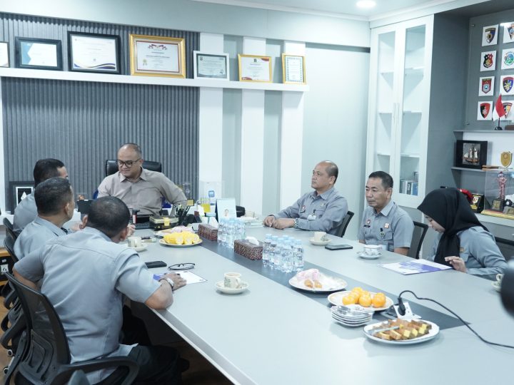 Kapolda Sulbar Sambut Hangat Kunjungan Kakanwil Kemenkum