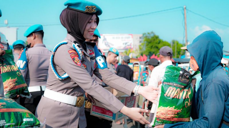 Propam Polda Sulbar Gelar Bakti Sosial Sasar Tukang Becak