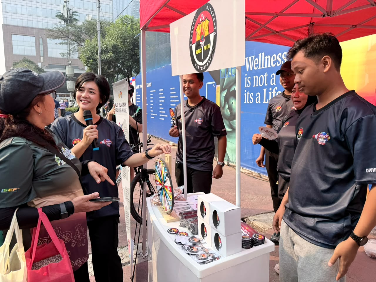 Game Spin Wheel Berhadiah Ramaikan Sosialisasi Hak untuk Tahu di CFD Jakarta