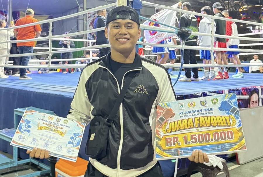 Personel Humas Polda Sulbar Jadi yang Terbaik di Kejuaraan Tinju Provinsi