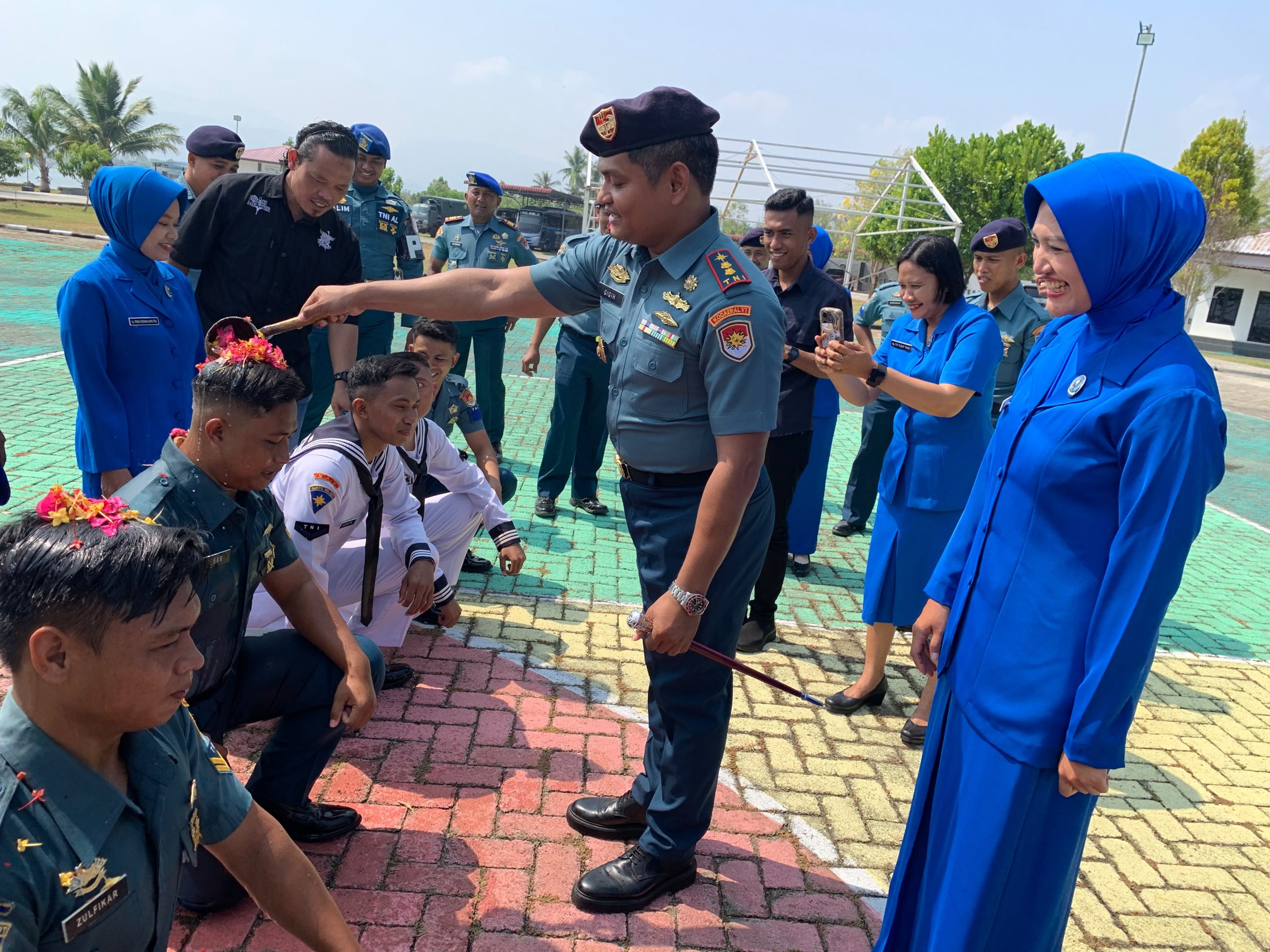 Kenaikan Pangkat 13 Prajurit Lanal Mamuju, Danlanal Dorong Peningkatan Profesionalisme