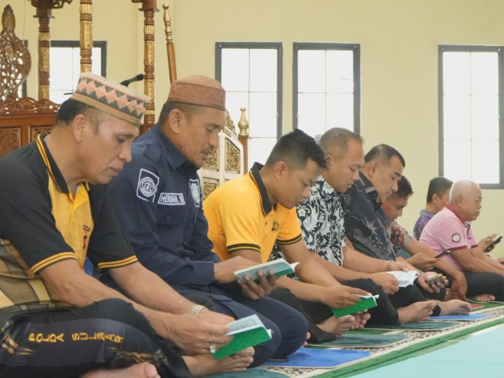 Polda Sulbar Bersama Anak Yatim Titip Doa untuk Sambut Jendral Suyudi
