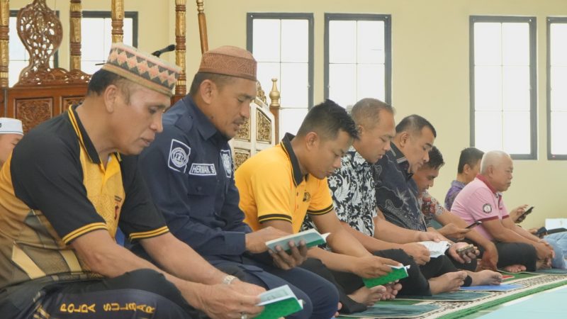 Polda Sulbar Bersama Anak Yatim Titip Doa untuk Sambut Jendral Suyudi