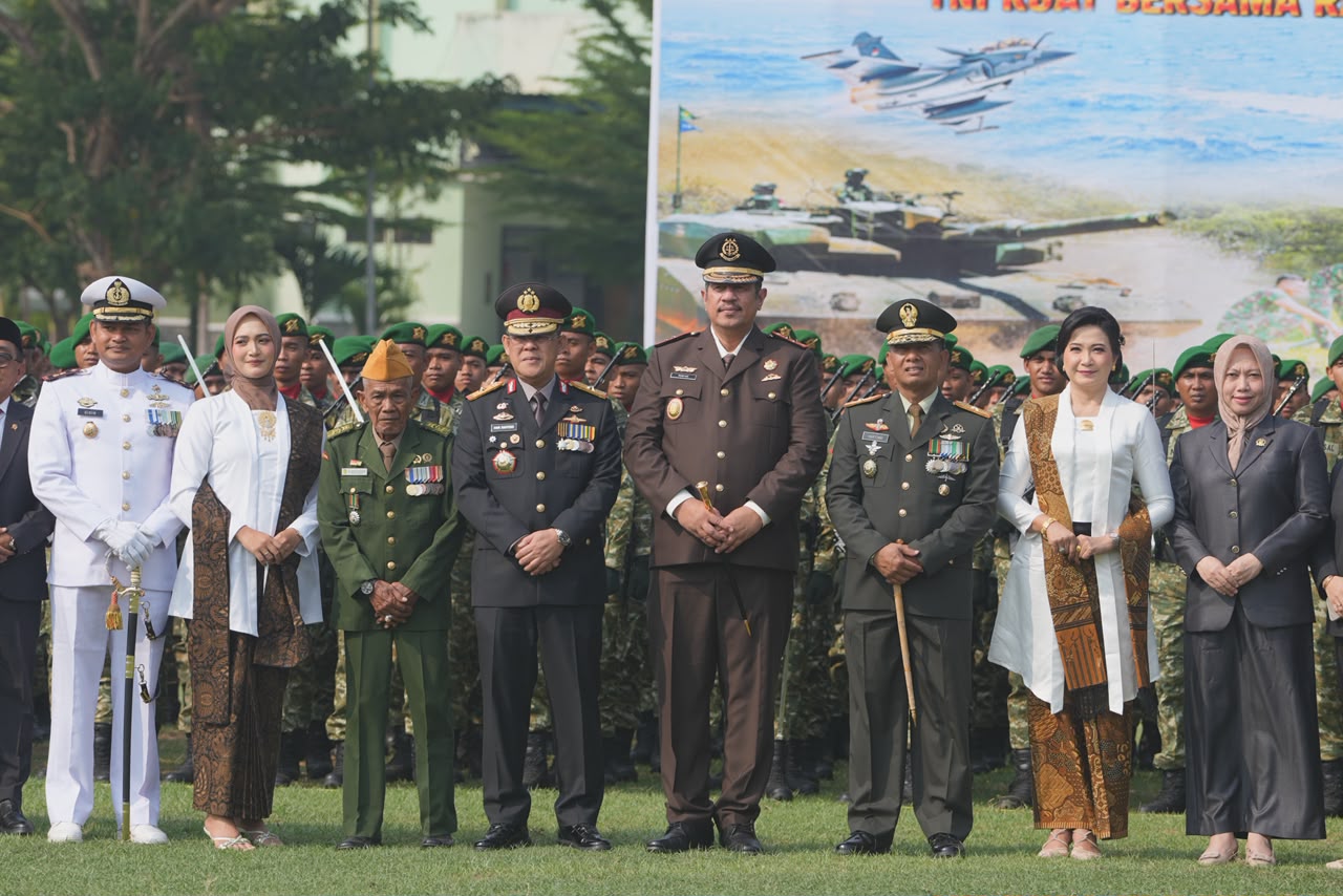 Wakapolda Sulbar Tegaskan Soliditas Jaga NKRI saat HUT ke-81 TNI di Korem 142/Tatag