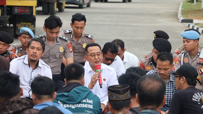 Dirkrimum Polda Sulbar Jawab Tuntutan Mahasiswa dengan Dialog Terbuka