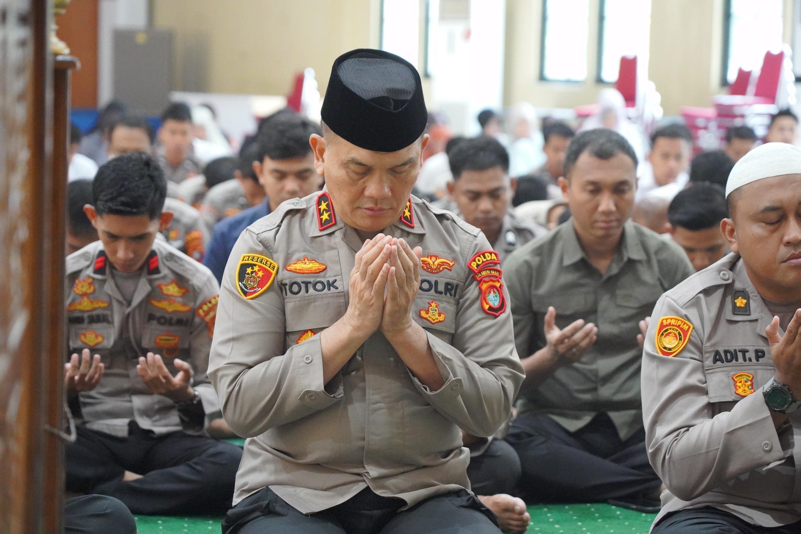 Doa Bersama dan Istigasah Jadi Ikhtiar Polda Sulbar untuk Keselamatan Masyarakat dan Alam