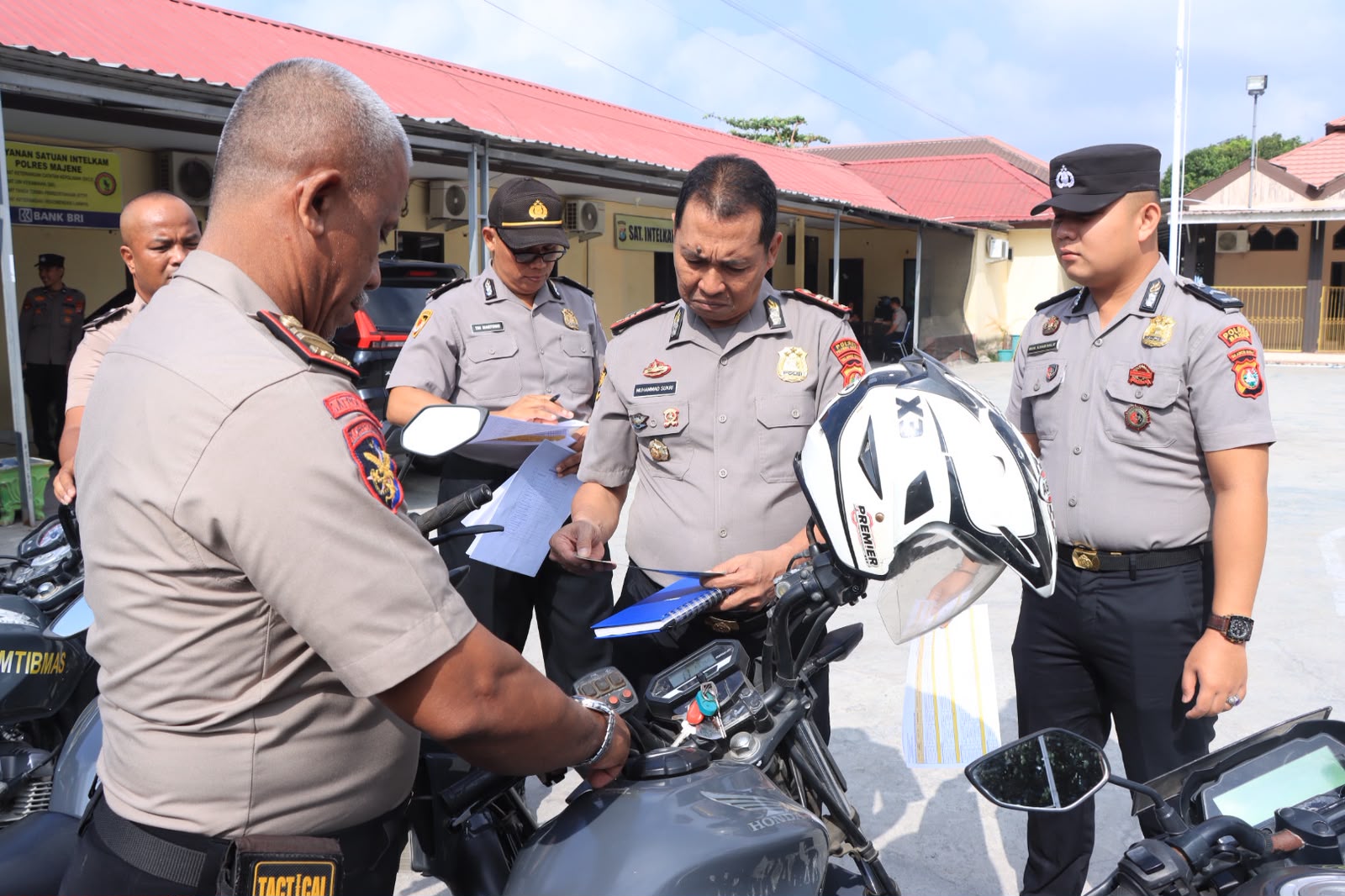 Biro Logistik Polda Sulbar Supervisi ke Polres Majene