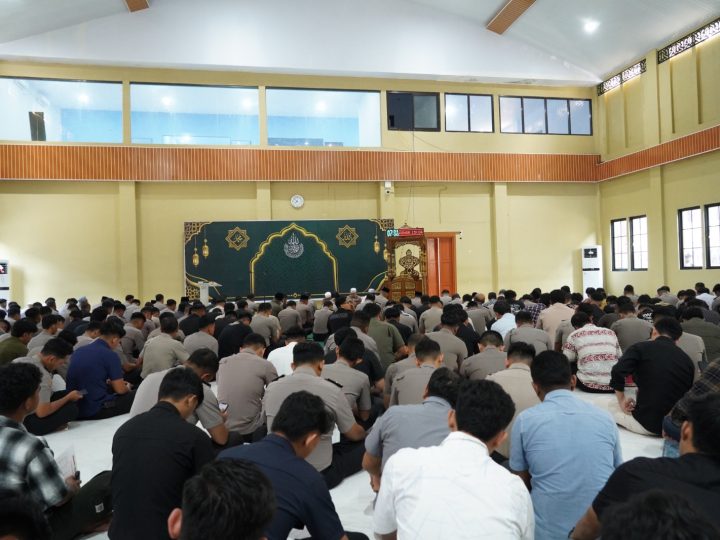 Polda Sulbar Perkuat Pondasi Iman Lewat Binrohtal